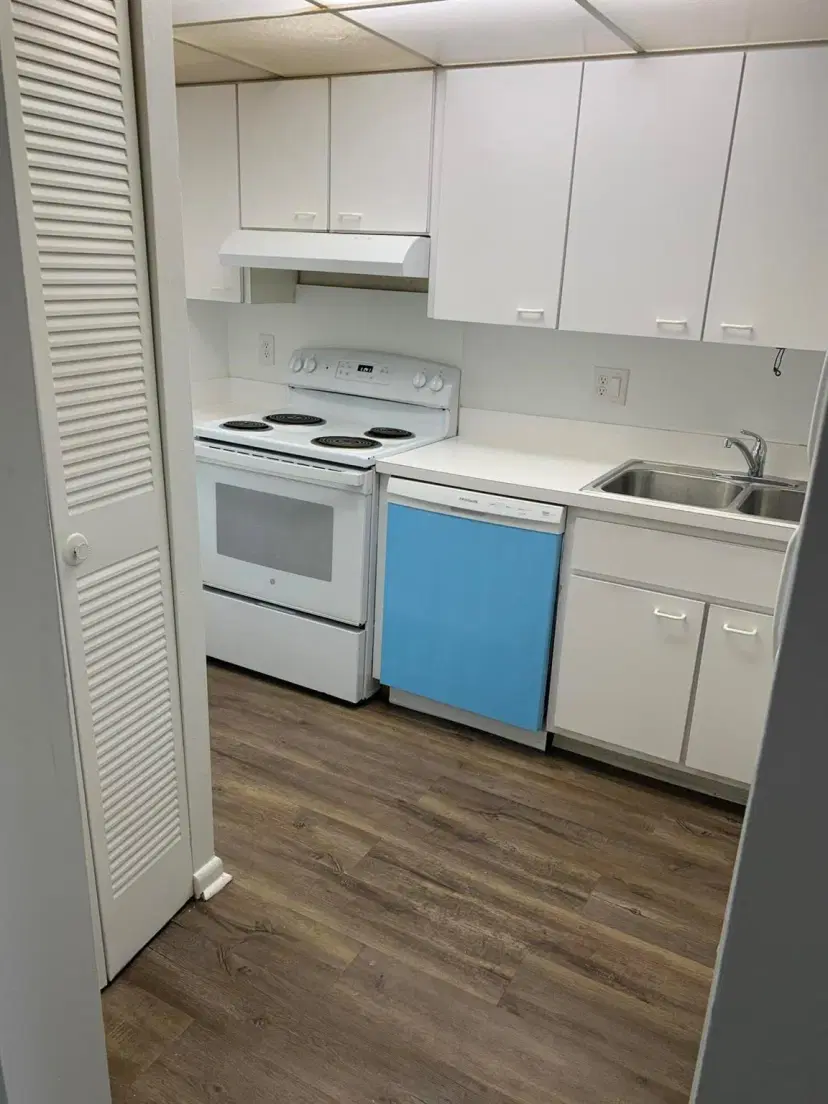 Picture of 2820 Tennis Club Drive 211, West Palm Beach FL 33417