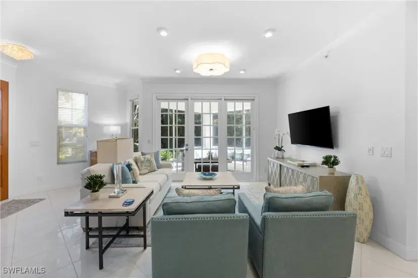 Picture of 193 Colonade Cir 1506, Naples FL 34103