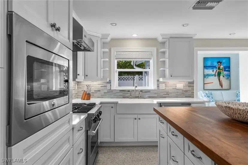 Picture of 720 11Th Ave S, Naples FL 34102