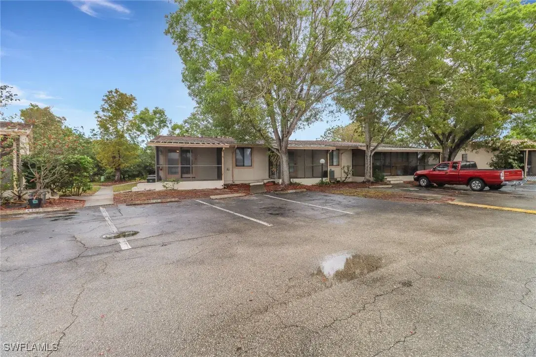 Picture of 5214 Treetops Dr I, Naples, FL 34113