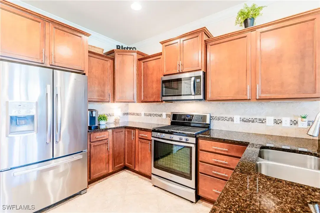 Picture of 7591 Jacaranda Ln, Naples, FL 34114