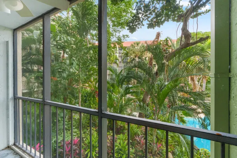 Picture of 5300 NE 24Th Ter 223C, Fort Lauderdale FL 33308