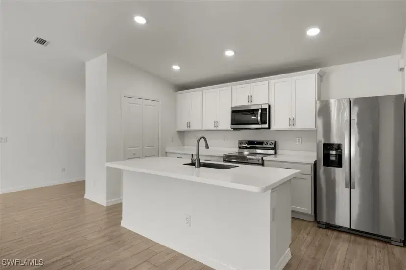 Picture of 3018 NE 7Th Pl, Cape Coral FL 33909