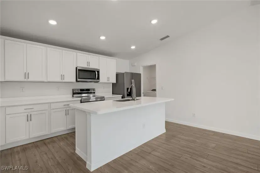 Picture of 3018 NE 7Th Pl, Cape Coral FL 33909