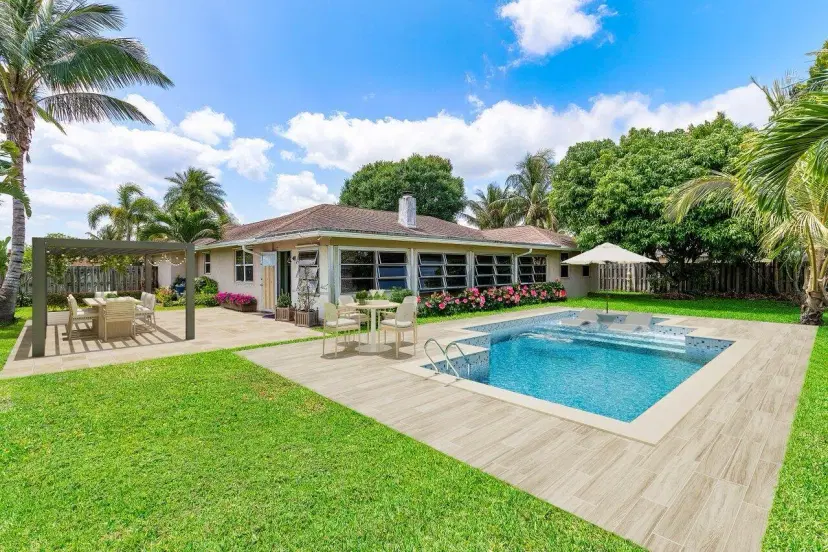 Picture of 124 Rivera Avenue, Royal Palm Beach FL 33411