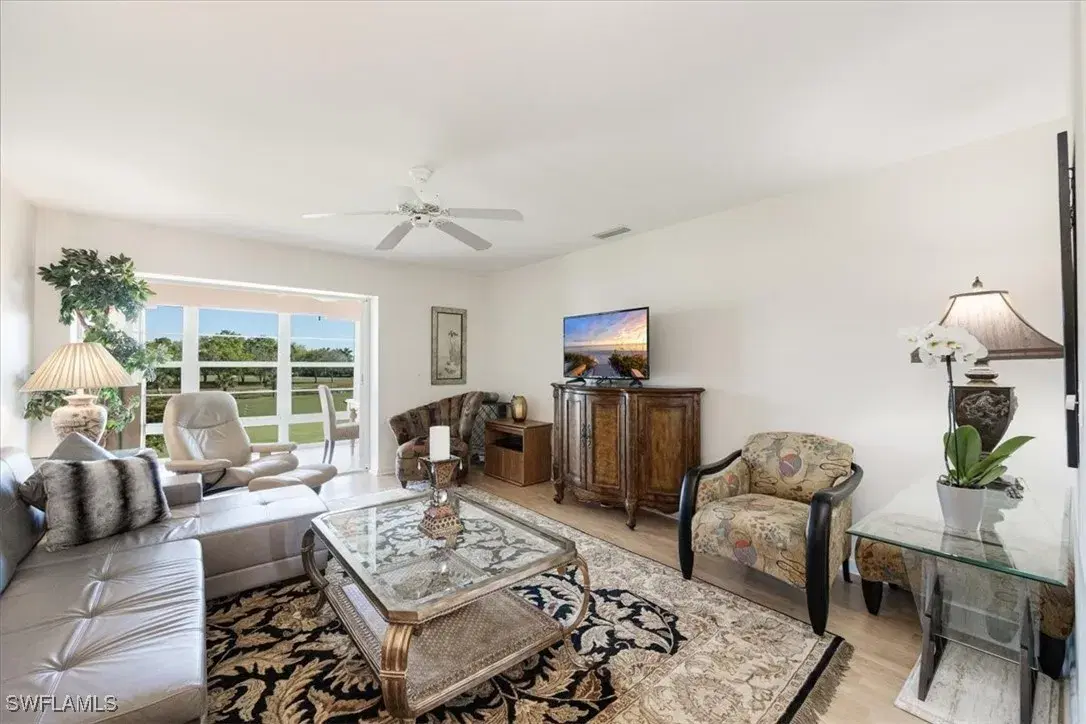 Picture of 315 Saint Andrews Blvd D37, Naples, FL 34113