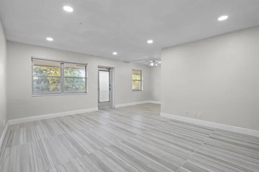 Picture of 148 Hastings I, West Palm Beach FL 33417