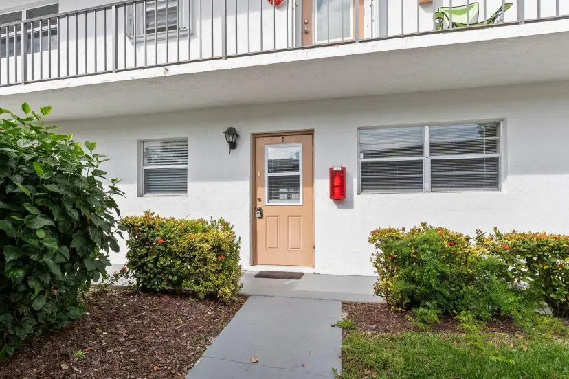 Picture of 2950 SE Ocean Boulevard Bld # 7 Unit 2, Stuart FL 34996