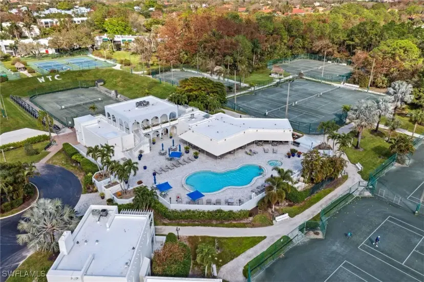 Picture of 3327 Olympic Dr 526, Naples FL 34105