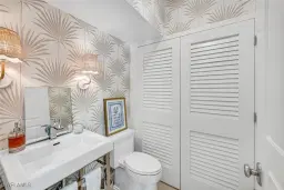 Picture of 962 5Th St S 5, Naples, FL 34102