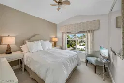 Picture of 962 5Th St S 5, Naples, FL 34102