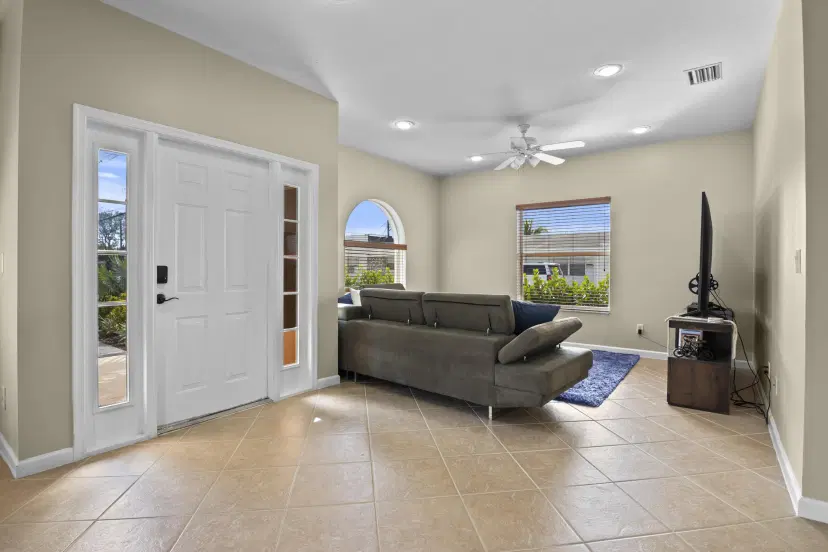 Picture of 731 S J Street, Lake Worth Beach FL 33460