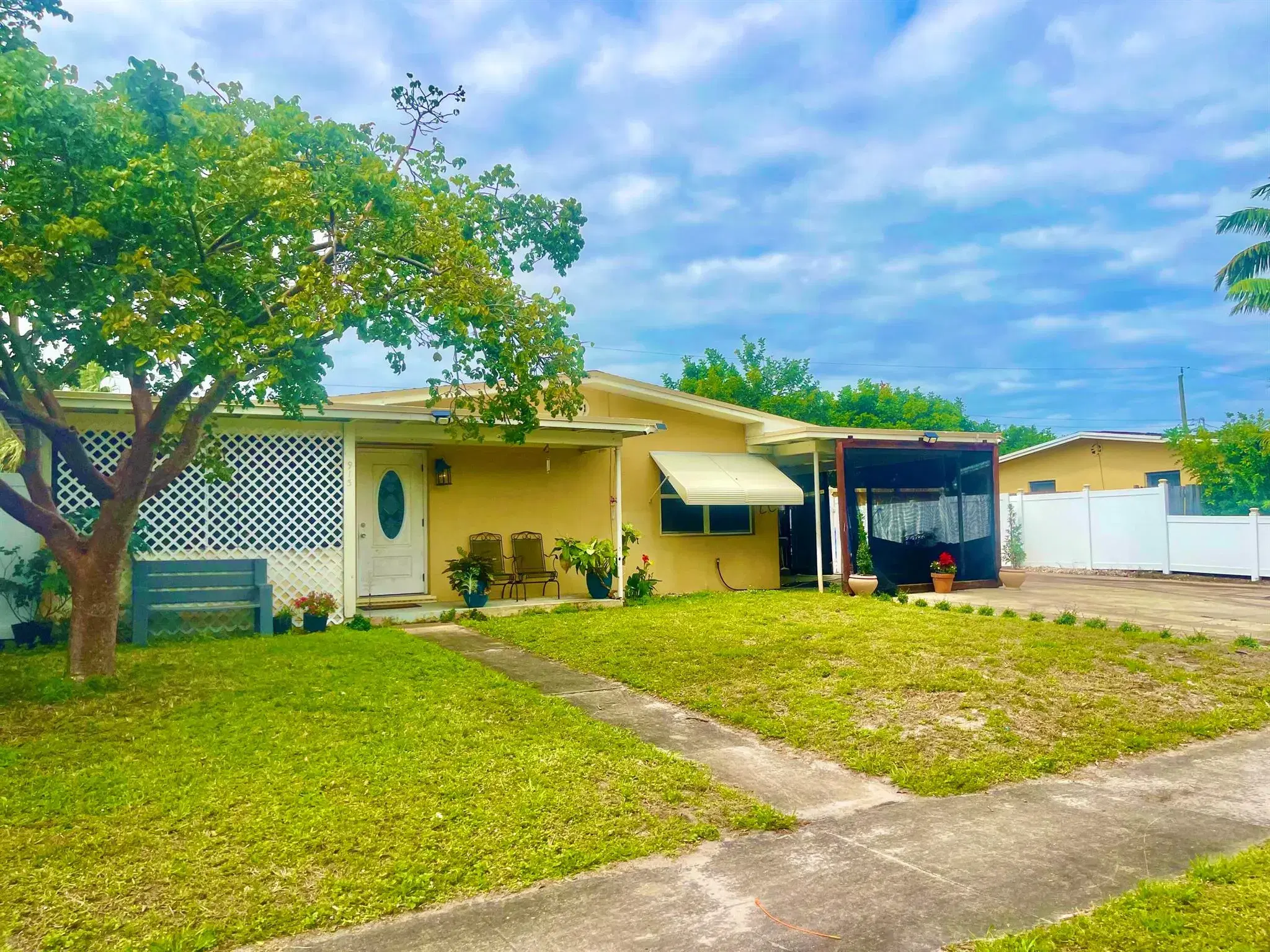 Picture of 913 S 11Th Street, Lantana, FL 33462