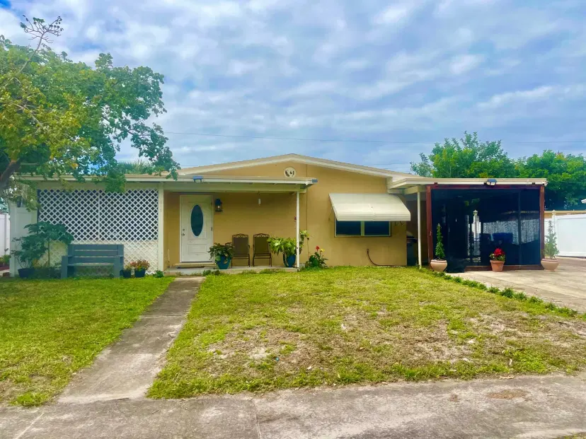 Picture of 913 S 11Th Street, Lantana FL 33462