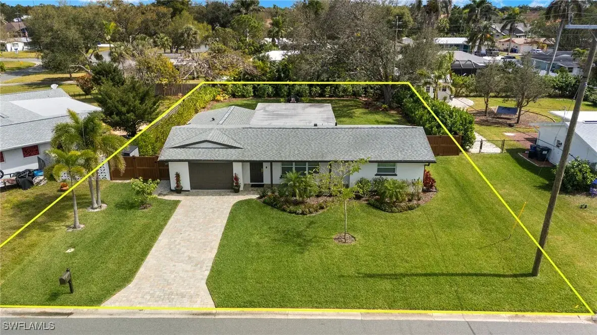 Picture of 6304 Saint Andrews Cir S, Fort Myers, FL 33919