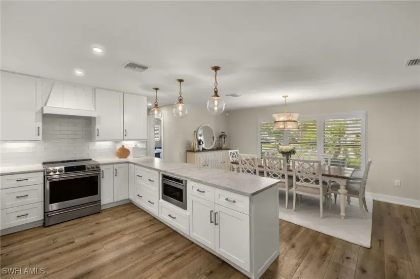 Picture of 6304 Saint Andrews Cir S, Fort Myers FL 33919
