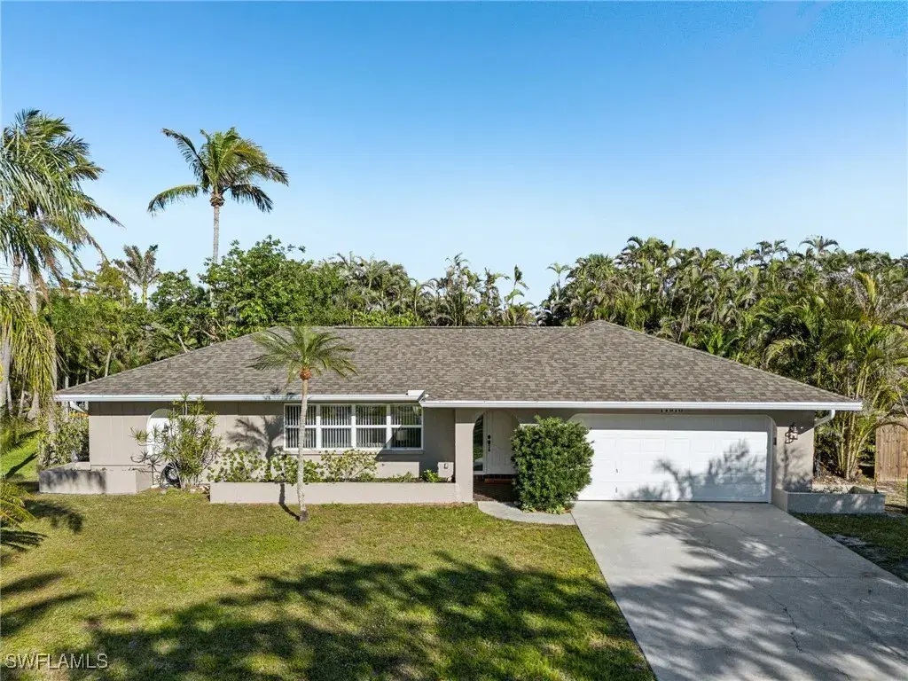 Picture of 14910 Bonaire Cir, Fort Myers, FL 33908