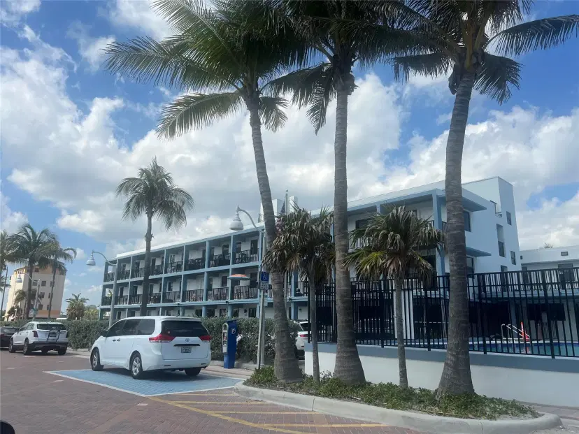 Picture of 321 Wilson St 204A, Hollywood FL 33019