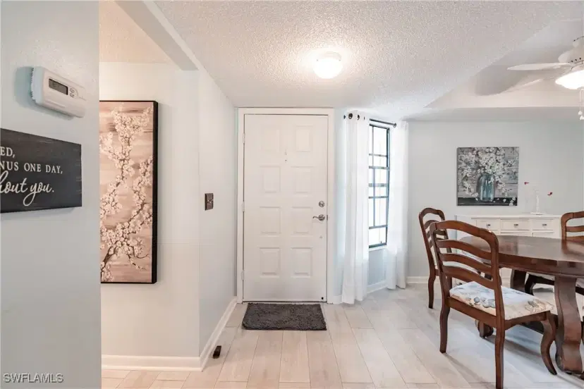 Picture of 17250 Eagle Trce 5, Fort Myers FL 33908