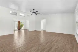 Picture of 17321 Lee Rd, Fort Myers, FL 33967