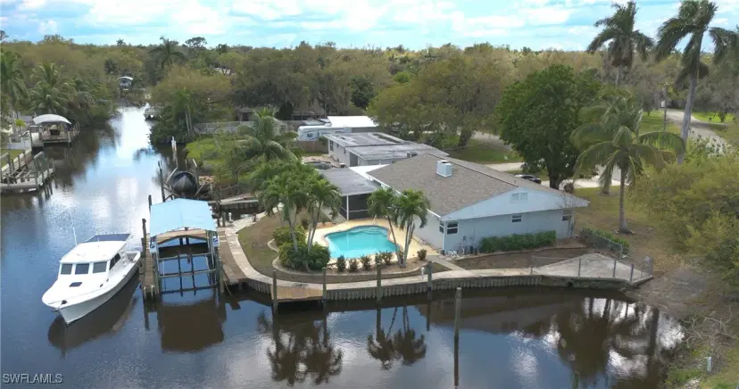 Picture of 201 Kingston Dr, Fort Myers FL 33905