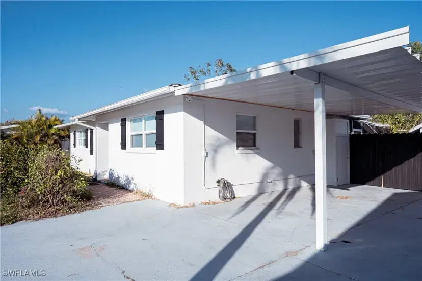 Picture of 6671 Fiesta Way, Fort Myers FL 33919