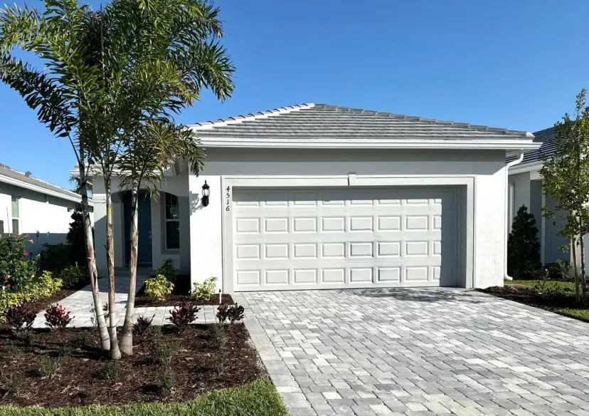 Picture of 4516 Nautilus Circle Compass, Vero Beach FL 32967