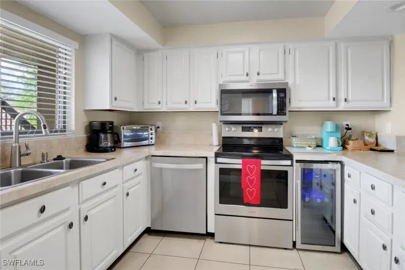 Picture of 4240 Steamboat Bend 302, Fort Myers FL 33919