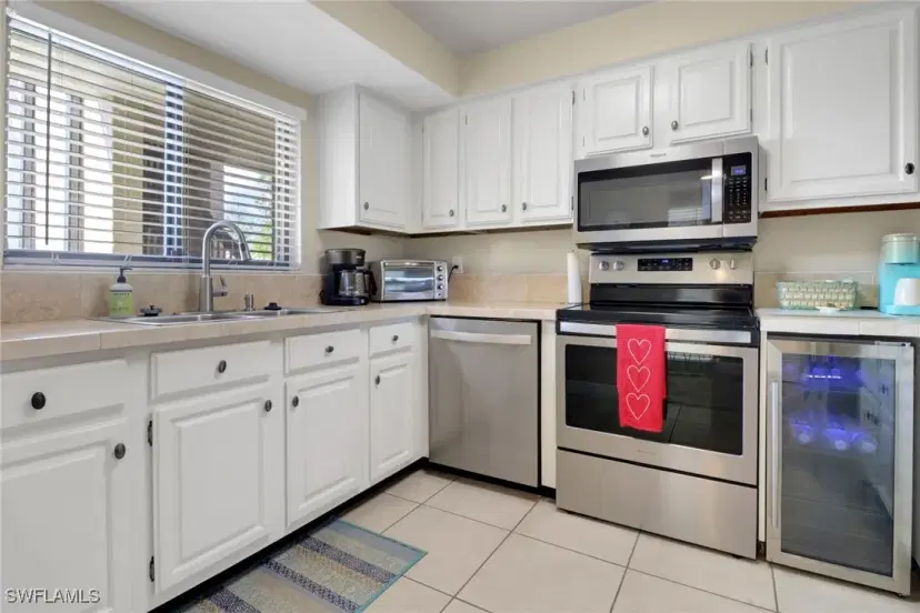 Picture of 4240 Steamboat Bend 302, Fort Myers FL 33919