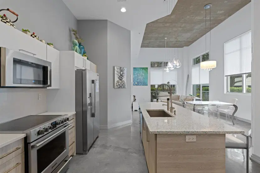 Picture of 300 S Australian Avenue 105, West Palm Beach FL 33401