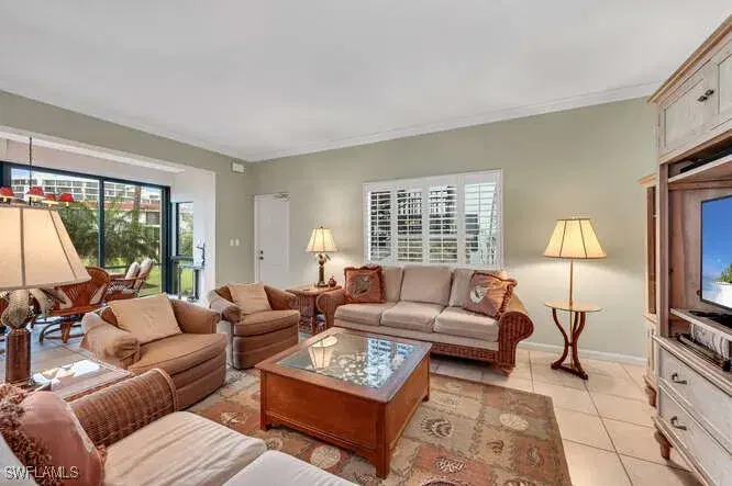 Picture of 2202 Gulf Shore Blvd N F1, Naples FL 34102