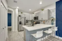 Picture of 4927 NW 48Th Ter, Tamarac, FL 33319