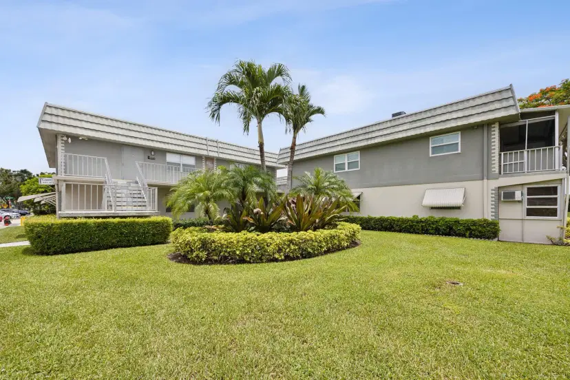Picture of 625 Flanders N, Delray Beach FL 33484