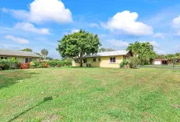Picture of 2647 SE 27Th Lane, Boynton Beach, FL 33435