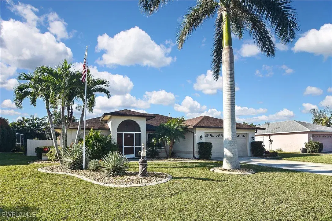 Picture of 168 SE 21St St, Cape Coral, FL 33990