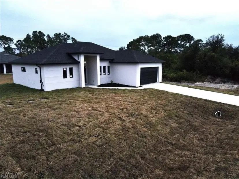 Picture of 1214 Hibiscus Ave, Lehigh Acres FL 33972