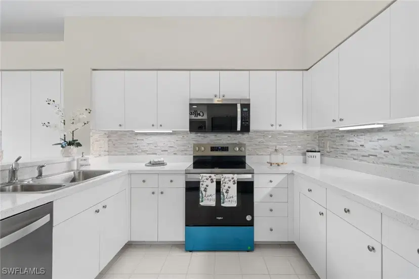 Picture of 6835 San Marino Dr 809A, Naples FL 34108