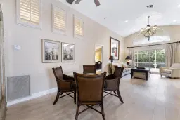 Picture of 447 Woodview Circle, Palm Beach Gardens, FL 33418