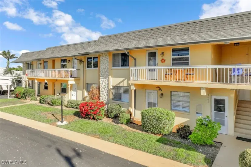 Picture of 1661 Edith Esplanade 102, Cape Coral FL 33904