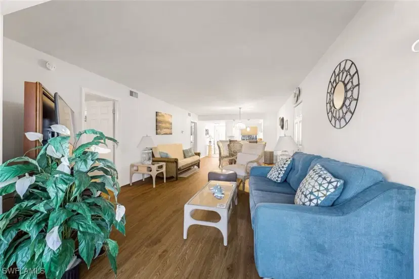 Picture of 1661 Edith Esplanade 102, Cape Coral FL 33904