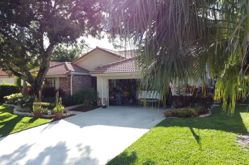 Picture of 8471 Compass Drive, Boynton Beach FL 33436