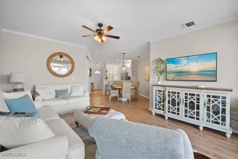 Picture of 8355 Excalibur Cir L3, Naples FL 34108