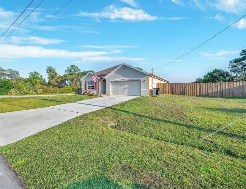 Picture of 398 SE Walters Terrace, Port St Lucie FL 34983