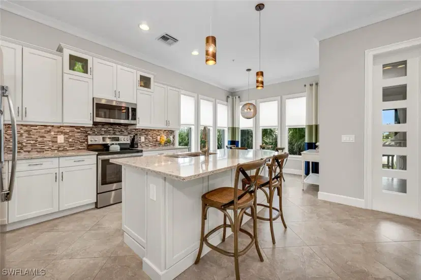 Picture of 6553 Dominica Dr 101, Naples FL 34113