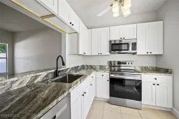 Picture of 6111 Lake Front Dr, Fort Myers, FL 33908