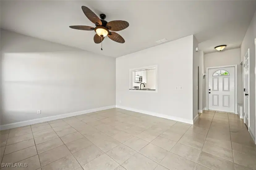 Picture of 6111 Lake Front Dr, Fort Myers FL 33908
