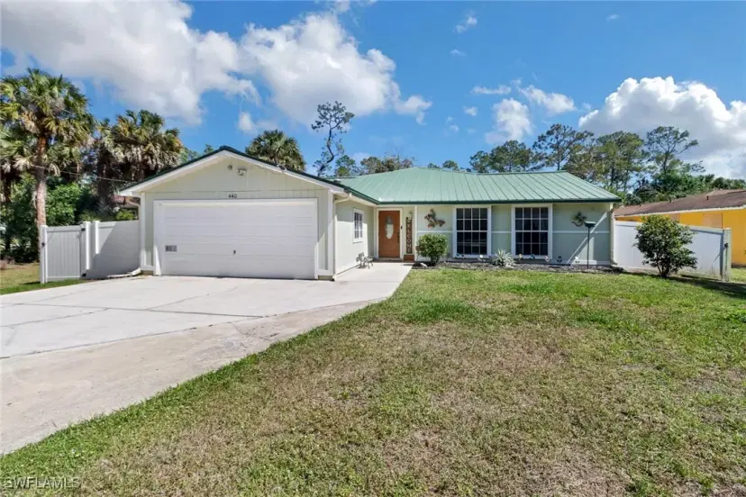 Picture of 440 1St St Nw, Naples FL 34120