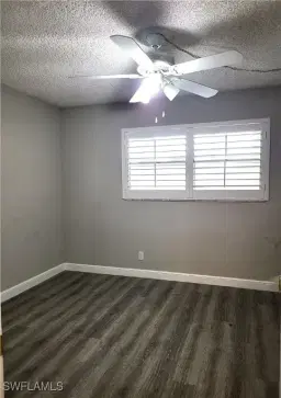 Picture of 900 8Th Ave S 204, Naples, FL 34102