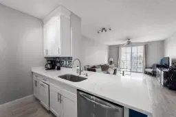 Picture of 630 S Sapodilla Avenue 431, West Palm Beach, FL 33401