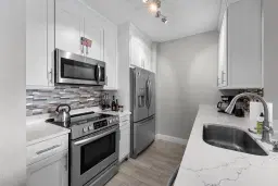 Picture of 630 S Sapodilla Avenue 431, West Palm Beach, FL 33401